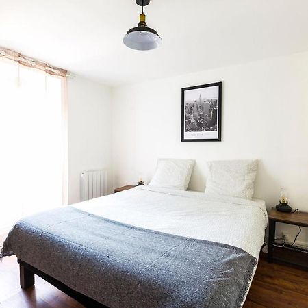 Apartamento Au Refuge Hyper Centre Joigny Exterior foto