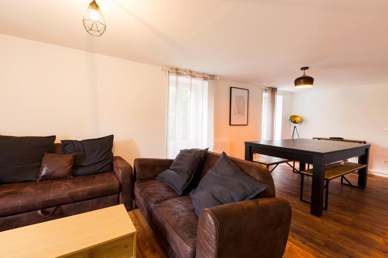 Apartamento Au Refuge Hyper Centre Joigny Exterior foto